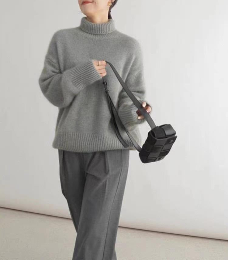 Emma | Thick Wool Sweater